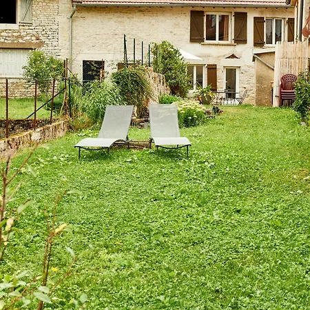 Abricosy 6 Personnes Aiglepierre